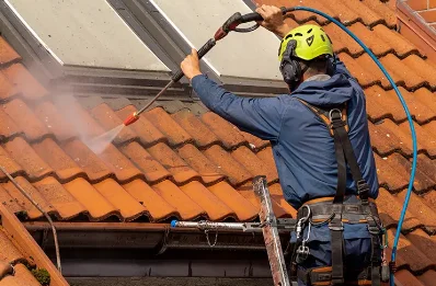 Démoussage et hydrofuge de toiture à Septème
